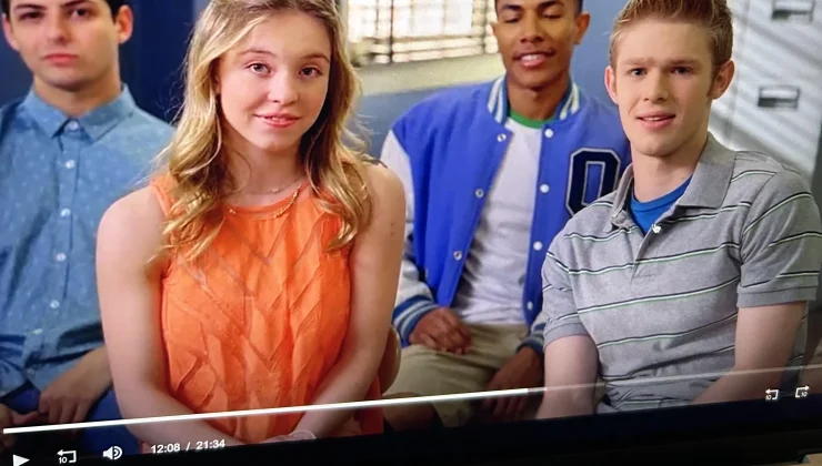 Sydney Sweeney in The Middle